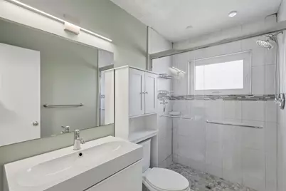 4050 4th Street N #229, Saint Petersburg, FL 33703 - Photo 7