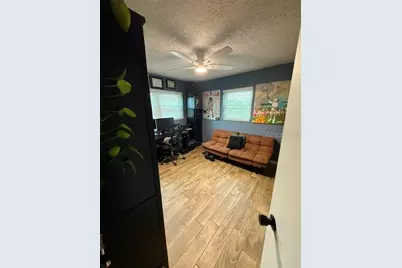 4050 4th Street N #229, Saint Petersburg, FL 33703 - Photo 17