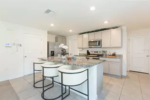 36703 Spanish Rose Dr, Dade City, FL 33525 - Photo 9