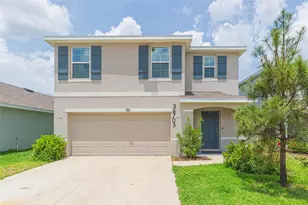 36703 Spanish Rose Dr, Dade City, FL 33525 - Photo 1