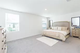 36703 Spanish Rose Dr, Dade City, FL 33525 - Photo 27