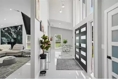 5201 Huntington Street NE, Saint Petersburg, FL 33703 - Photo 3
