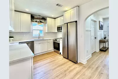 4202 N Seminole Avenue, Tampa, FL 33603 - Photo 3