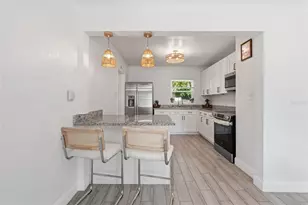 2855 Valencia Way S, Saint Petersburg, FL 33705 - Photo 17