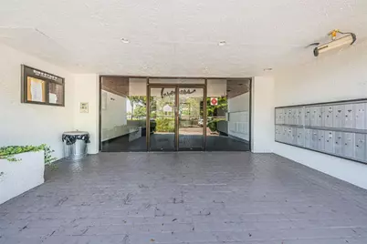 2581 Countryside Blvd #304, Clearwater, FL 33761 - Photo 3