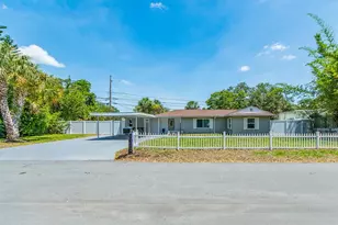 502 Lexington St, Dunedin, FL 34698 - Photo 1