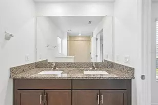 14302 Editors Note St, Sun City Center, FL 33573 - Photo 41