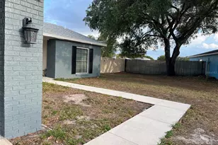13318 Hollowbend Ln, Riverview, FL 33569 - Photo 3