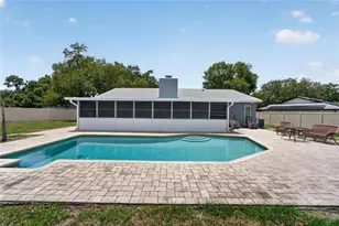 13318 Hollowbend Ln, Riverview, FL 33569 - Photo 7