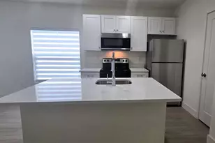 3091 15th Ave S, Saint Petersburg, FL 33712 - Photo 3