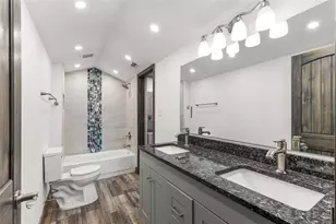 225 Country Club Dr, Largo, FL 33771 - Photo 9