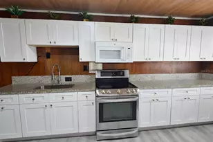 7101 Jeanne Ave, Hudson, FL 34667 - Photo 5
