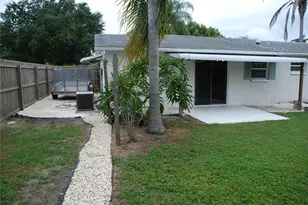 1624 Springdale Dr, Holiday, FL 34691 - Photo 5