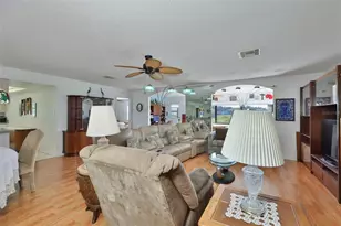 2611 Lancaster Dr, Sun City Center, FL 33573 - Photo 3