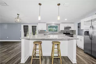 39723 Pretty Pond Rd, Zephyrhills, FL 33540 - Photo 11