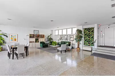 750 Burlington Avenue N #3C, Saint Petersburg, FL 33701 - Photo 13