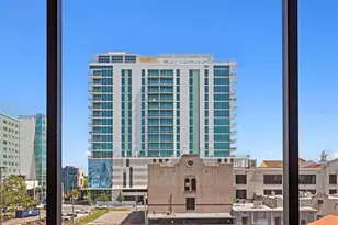 750 Burlington Ave N, Saint Petersburg, FL 33701 - Photo 13
