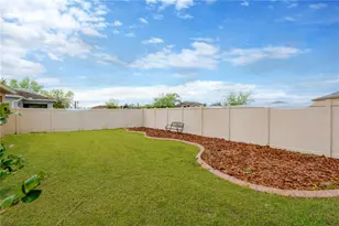 8529 Hunters Fork Loop, Ruskin, FL 33573 - Photo 23
