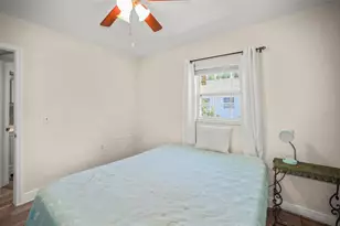 7743 39th Terrace N, Saint Petersburg, FL 33709 - Photo 17