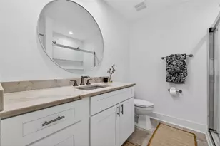 555 Boca Ciega Point Blvd S, Saint Petersburg, FL 33708 - Photo 25