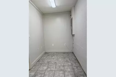 28510 Seashell Court, Wesley Chapel, FL 33545 - Photo 21