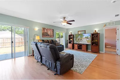 802 Smith Bay Drive, Brandon, FL 33510 - Photo 11