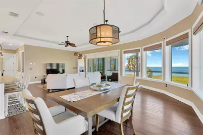 511 Seaview Drive, Tarpon Springs, FL 34689 - Photo 13