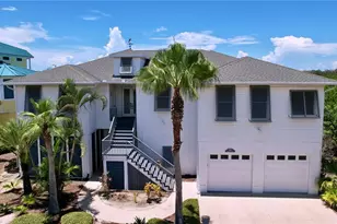 511 Seaview Dr, Tarpon Springs, FL 34689 - Photo 1