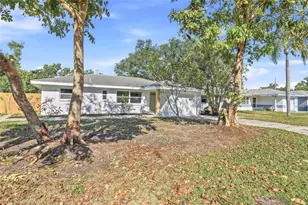 4720 Mohegan Rd, Saint Petersburg, FL 33708 - Photo 29