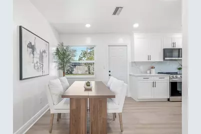 4720 Mohegan Road, Saint Petersburg, FL 33708 - Photo 5