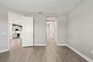 18137 Franklin Park Ct, Venice, FL 34293 - Photo 31