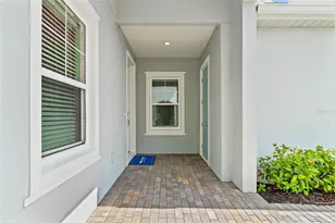 18131 Franklin Park Ct, Venice, FL 34293 - Photo 9