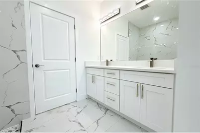 9304 N 18th Street, Tampa, FL 33612 - Photo 25