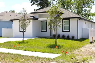 9304 N 18th St, Tampa, FL 33612 - Photo 3