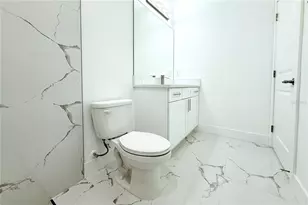 9304 N 18th St, Tampa, FL 33612 - Photo 21