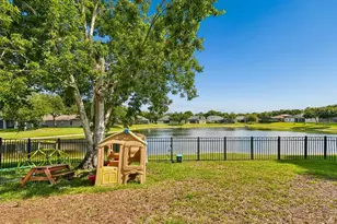 2708 Bellewater Pl, Oviedo, FL 32765 - Photo 25