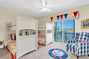 300 Capri Blvd, Treasure Island, FL 33706 - Photo 21