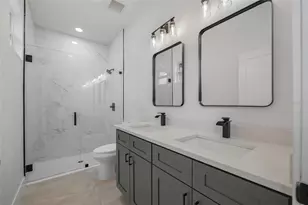 643 W 9th St, Lakeland, FL 33805 - Photo 17