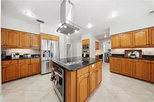 833 Marco Dr NE, Saint Petersburg, FL 33702 - Photo 63