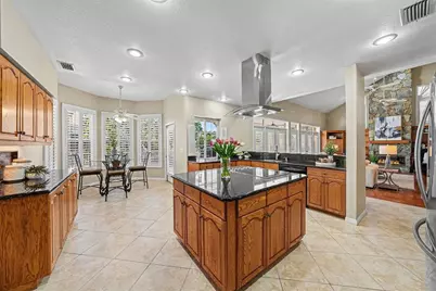 833 Marco Drive NE, Saint Petersburg, FL 33702 - Photo 17