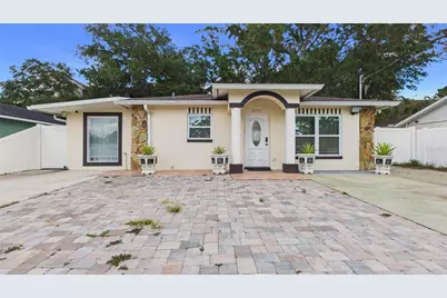 8721 N Orangeview Avenue, Tampa, FL 33617 - Photo 1