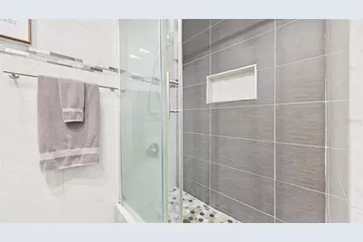8721 N Orangeview Avenue, Tampa, FL 33617 - Photo 29
