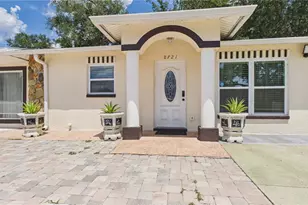 8721 N Orangeview Ave, Tampa, FL 33617 - Photo 5