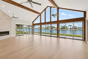 1276 37th Ave NE, Saint Petersburg, FL 33704 - Photo 29