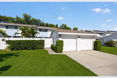 6497 Cape Hatteras Way NE #3, Saint Petersburg, FL 33702 - Photo 3