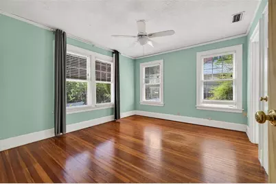 835 16th Avenue NE, Saint Petersburg, FL 33704 - Photo 17