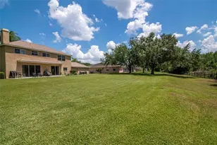 18511 Bittern Ave, Lutz, FL 33558 - Photo 53