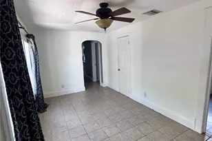 3134 17th St N, Saint Petersburg, FL 33713 - Photo 3