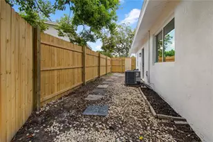 7162 Cambridge St, Spring Hill, FL 34606 - Photo 35