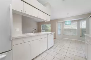 1031 Almondwood Dr, Trinity, FL 34655 - Photo 5